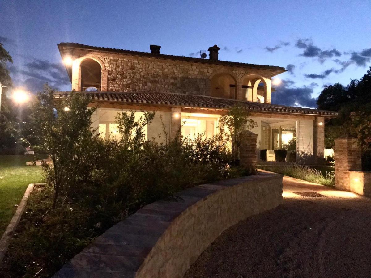 Agriturismo Fattoria Di Monticello San Venanzo Exterior foto